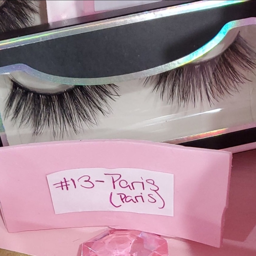 Lashes and eyeshadow
